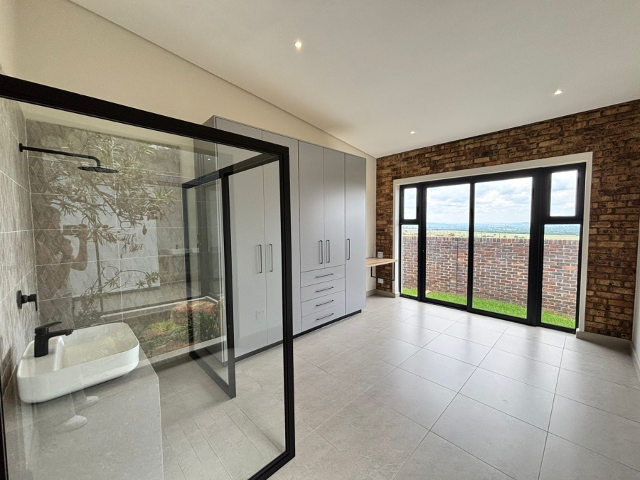 3 Bedroom Property for Sale in Helderzicht Eco Estate North West